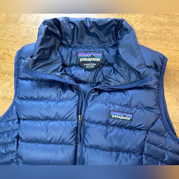 Patagonia Down Sweater Vest - navy - woman’s small - Picture 2 of 4